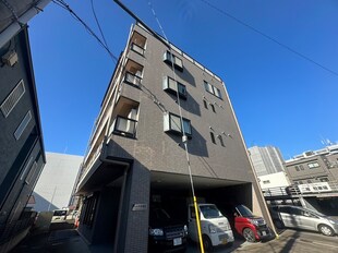 ＥＡＳＴ ＷＩＮＤ本町の物件外観写真